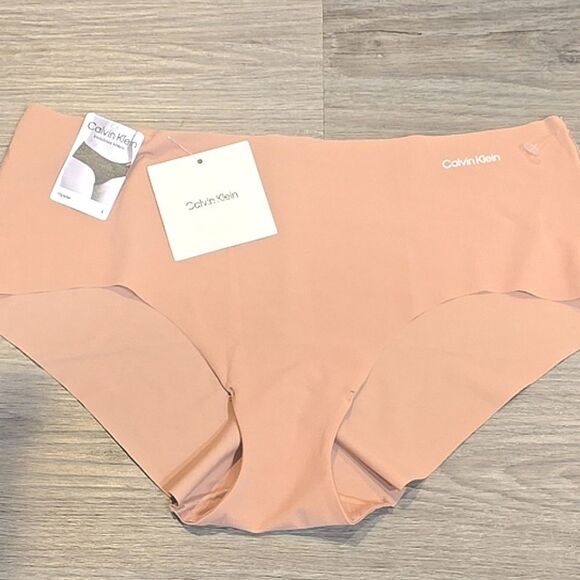 Calvin Klein Invisible Micro Hipster - Picture 4 of 5